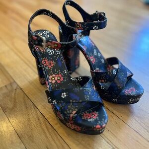 Nine West Floral Pattern Platform Heels